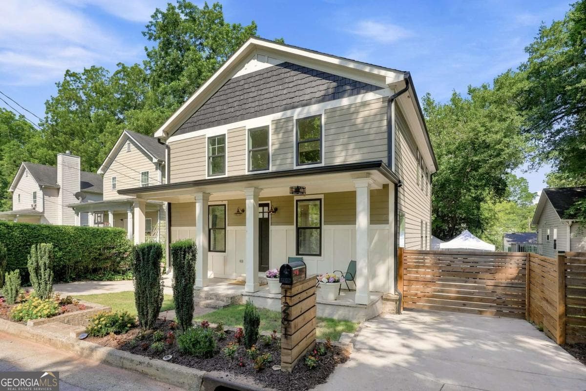 4 bedroom, 3.5 bathroom single family residence for rent at 1261 Martin Street, Atlanta, GA 30315 for $4,000 a month — photo 3