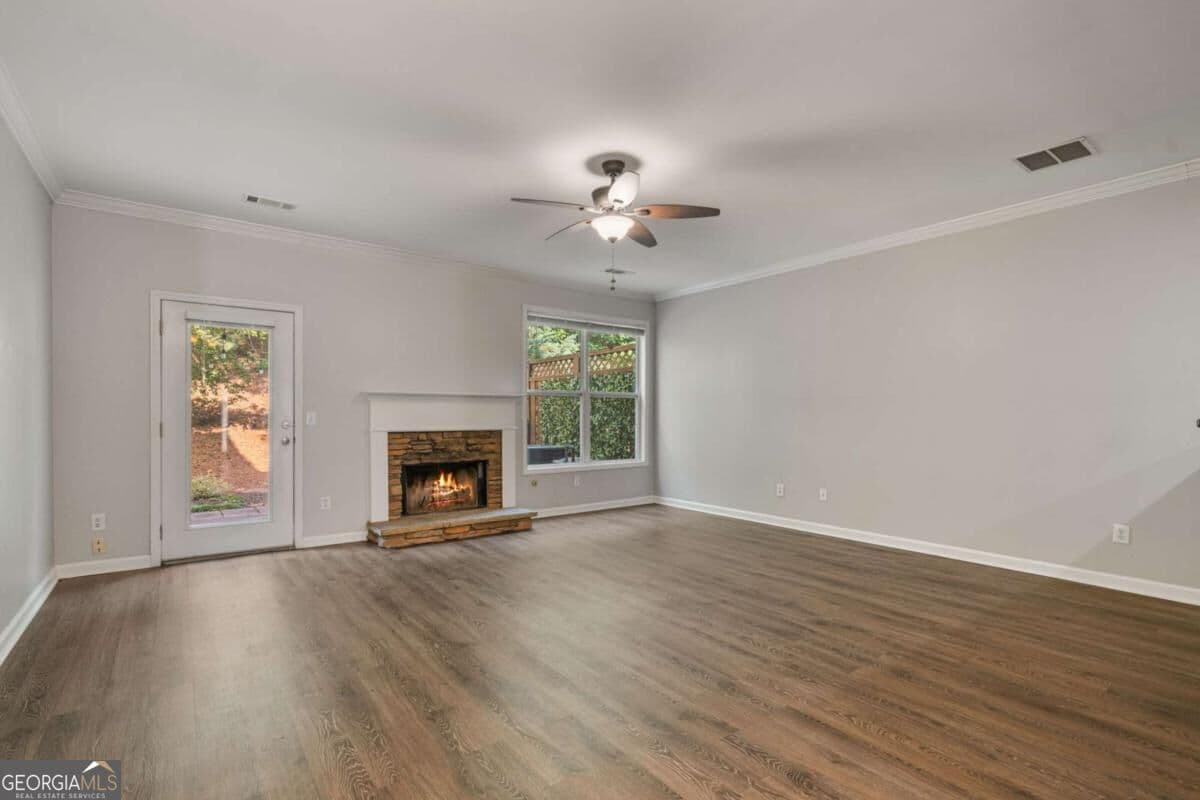 3 bedroom, 3.5 bathroom townhouse for rent at 1030 Firethorne Pass, Cumming, GA 30040 for $2,400 a month — photo 7