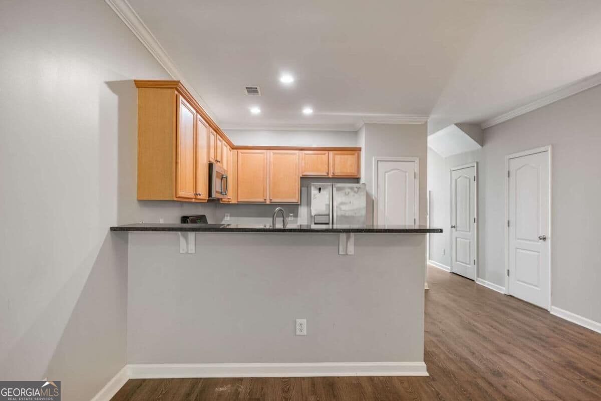 3 bedroom, 3.5 bathroom townhouse for rent at 1030 Firethorne Pass, Cumming, GA 30040 for $2,400 a month — photo 5
