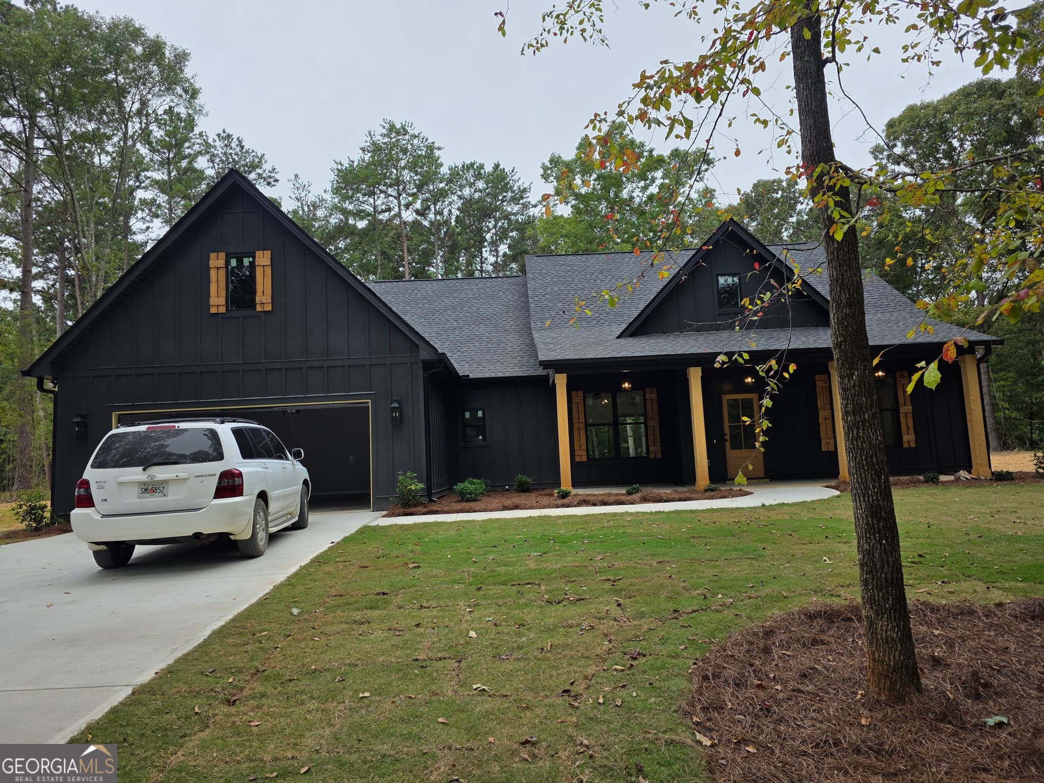 4 bedroom, 2 bathroom single family residence for sale at 440 Bob Thomas Road, Jackson, GA 30233 — photo 2