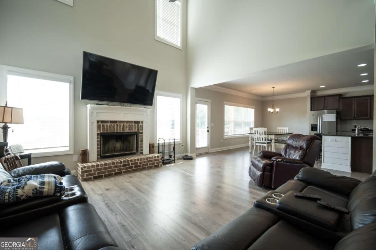 4 bedroom, 4 bathroom, 4,038 sq ft single family residence for sale at 275 Woodbury Lane, Hull, GA 30646 — photo 2
