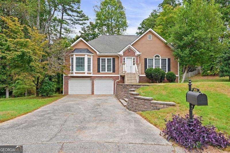 4 bedroom, 3 bathroom single family residence for sale at 4814 Hillside Court, Powder Springs, GA 30127 — photo 2