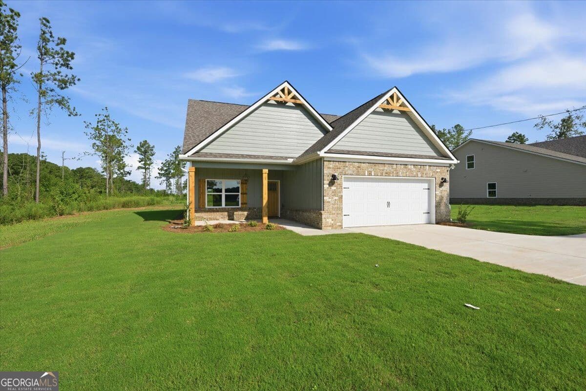 4 bedroom, 3.5 bathroom, 2,043 sq ft single family residence for sale at 142 Overland Way, Gray, GA 31032 — photo 2