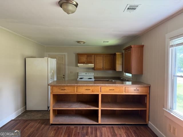 2 bedroom, 1 bathroom, 996 sq ft single family residence for rent at 135 Fairview Avenue, Hartwell, GA 30643 for $1,200 a month — photo 2