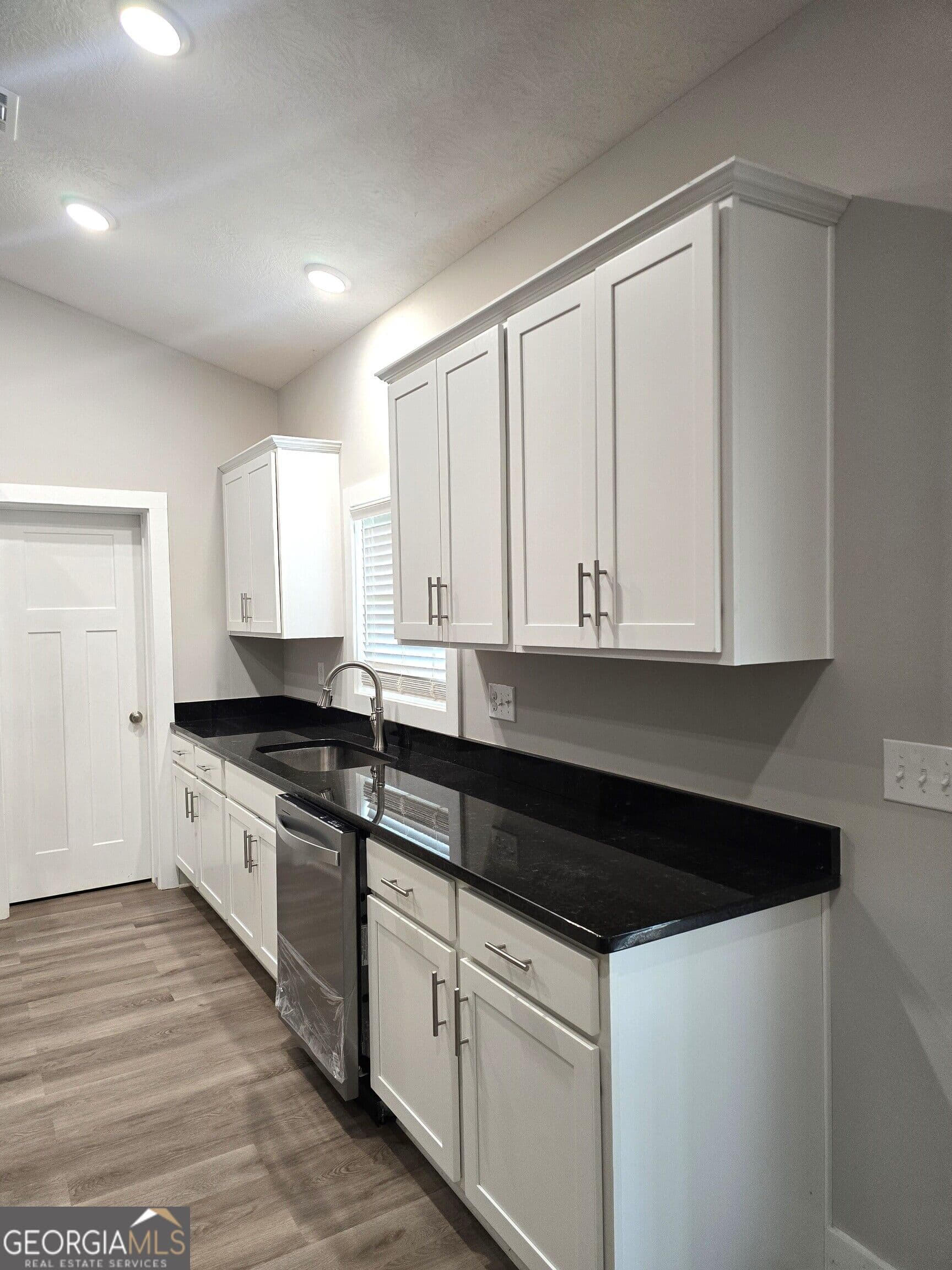 4 bedroom, 3 bathroom, 2,435 sq ft single family residence for sale at 169 E Sheppard Street, Stapleton, GA 30823 — photo 5