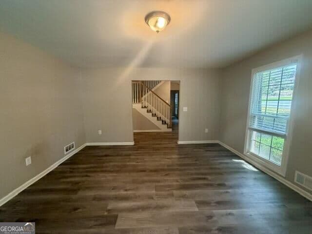 4 bedroom, 2.5 bathroom, 2,830 sq ft single family residence for sale at 1925 Geyser Trace, Lawrenceville, GA 30044 — photo 9
