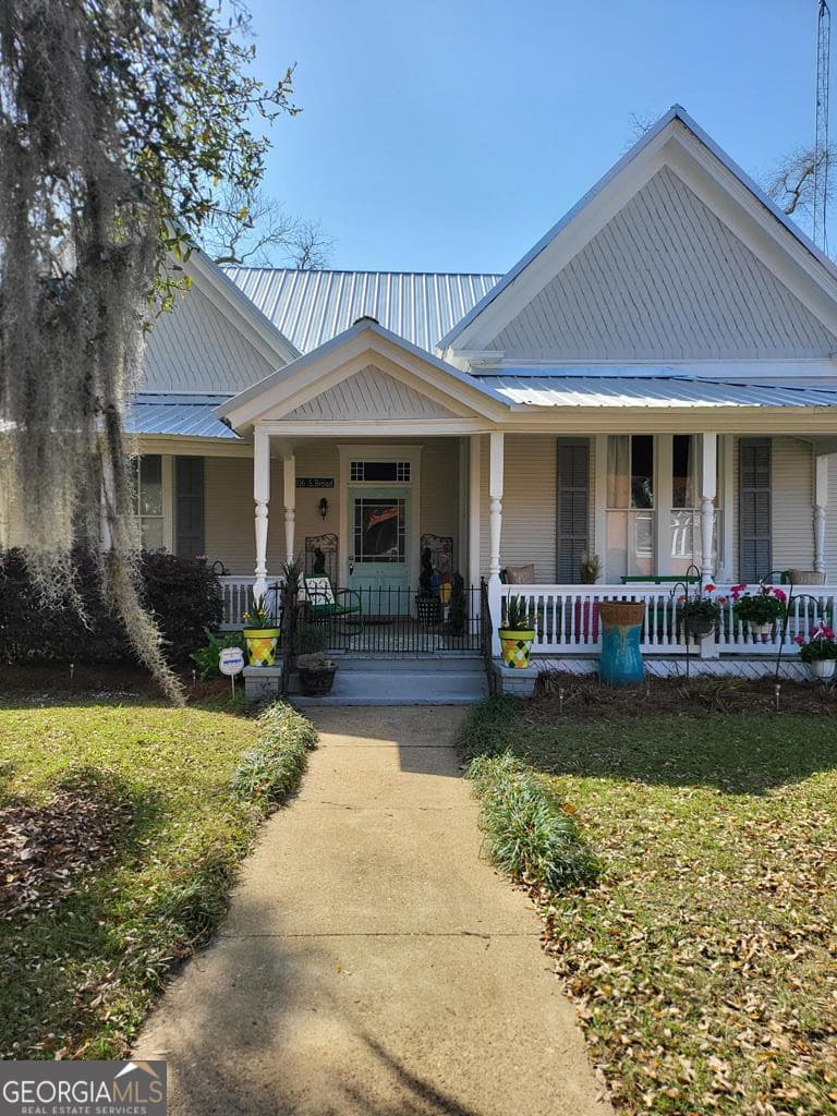 3 bedroom, 2 bathroom, 1,873 sq ft single family residence sold at 306 Broad Street, Bainbridge, GA 39819