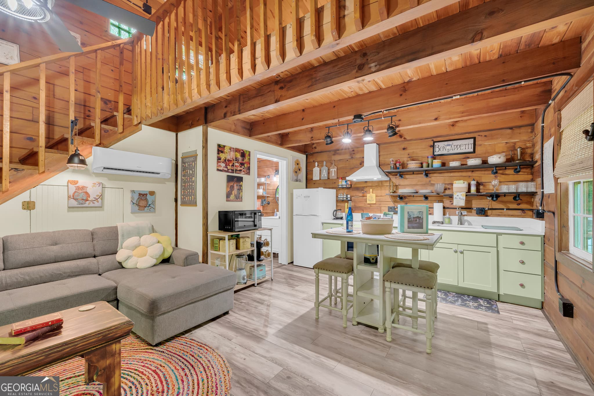 1 bedroom, 1 bathroom, 576 sq ft cabin,single family residence for sale at 142 Heavenly Ridge, Sautee Nacoochee, GA 30571 — photo 8