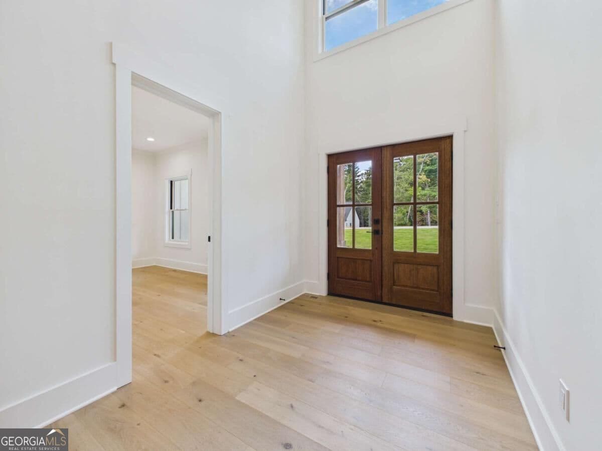 5 bedroom, 5 bathroom, 6,063 sq ft single family residence for sale at 469 Oakwood Way, Blairsville, GA 30512 — photo 9