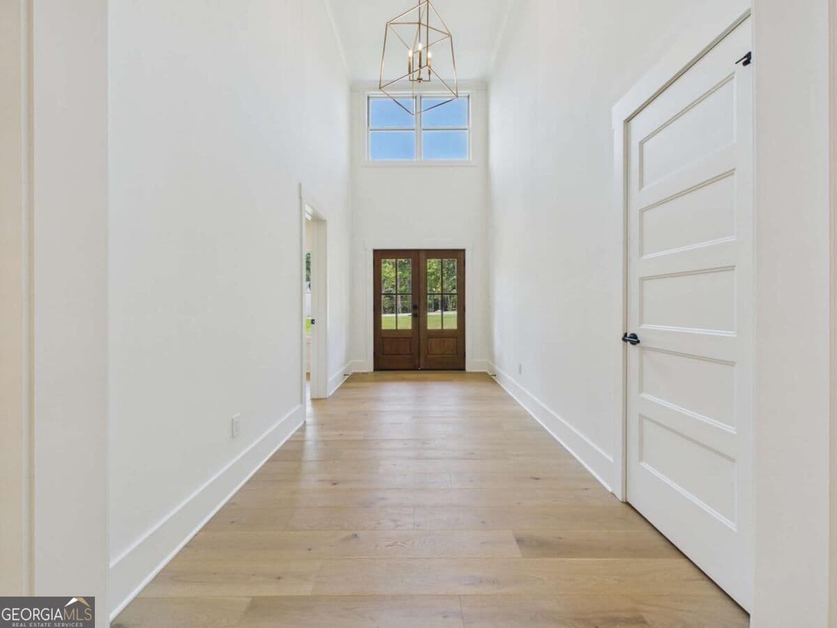 5 bedroom, 5 bathroom, 6,063 sq ft single family residence for sale at 469 Oakwood Way, Blairsville, GA 30512 — photo 10