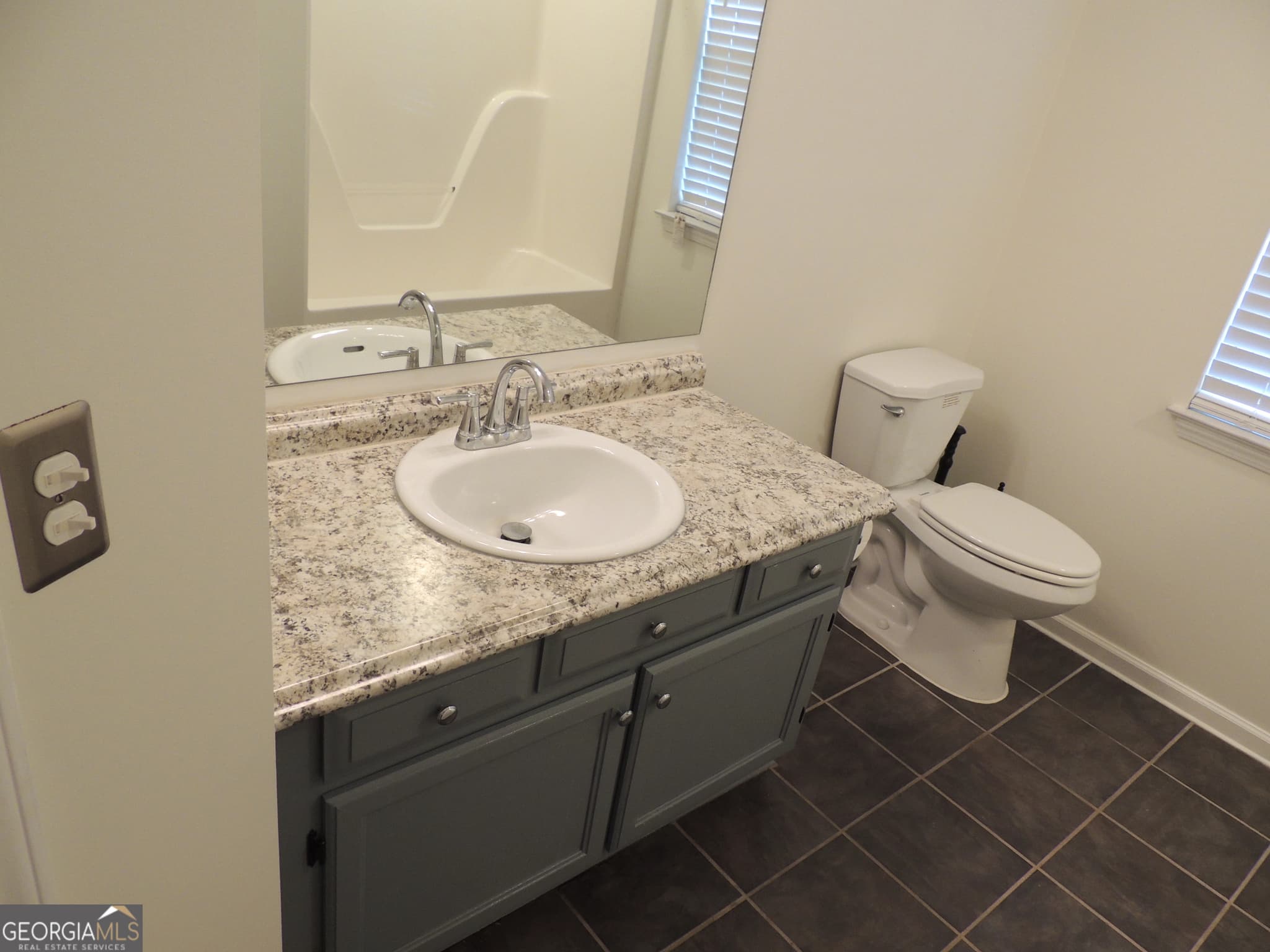 3 bedroom, 2 bathroom, 1,410 sq ft single family residence for rent at 260 Mountainview Drive, Covington, GA 30016 for $1,995 a month — photo 10