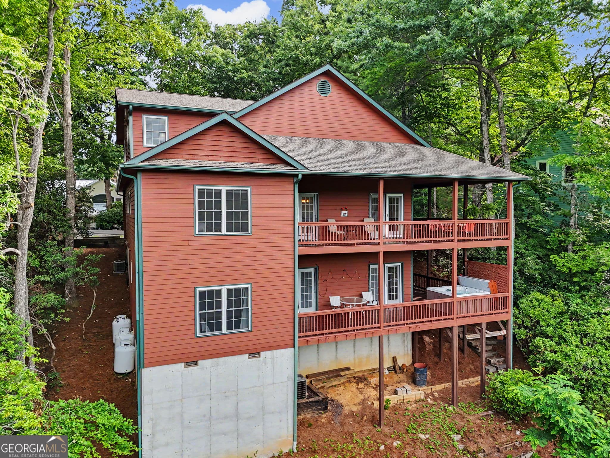 3 bedroom, 5.5 bathroom, 3,221 sq ft cabin,single family residence for sale at 59 Dalton Drive, Dillard, GA 30537 — photo 7