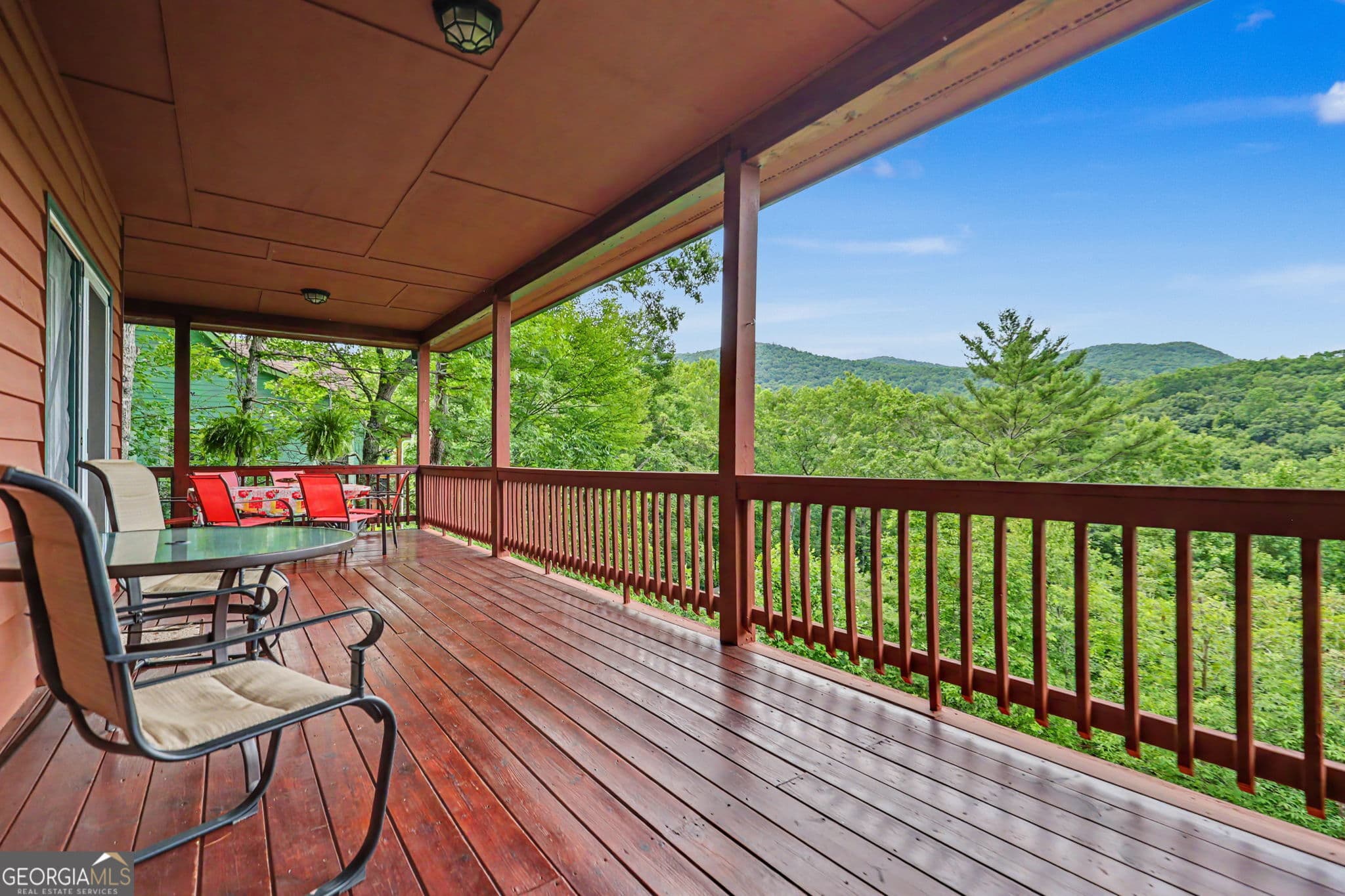 3 bedroom, 5.5 bathroom, 3,221 sq ft cabin,single family residence for sale at 59 Dalton Drive, Dillard, GA 30537 — photo 5