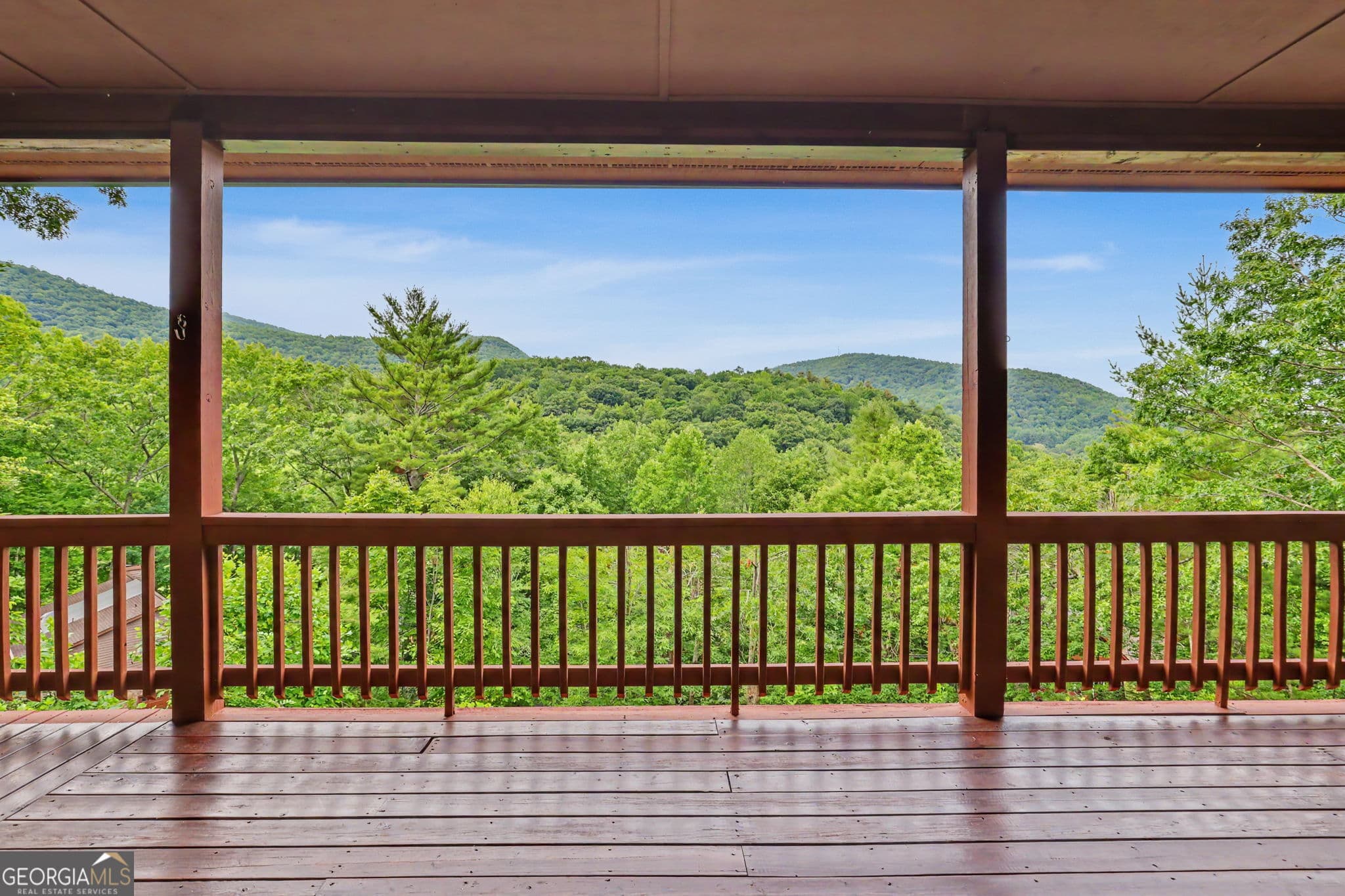 3 bedroom, 5.5 bathroom, 3,221 sq ft cabin,single family residence for sale at 59 Dalton Drive, Dillard, GA 30537 — photo 4