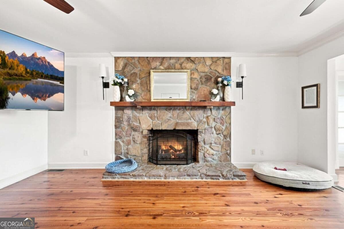 3 bedroom, 2.5 bathroom, 2,464 sq ft single family residence for sale at 3099 Hornage Road, Ball Ground, GA 30107 — photo 6