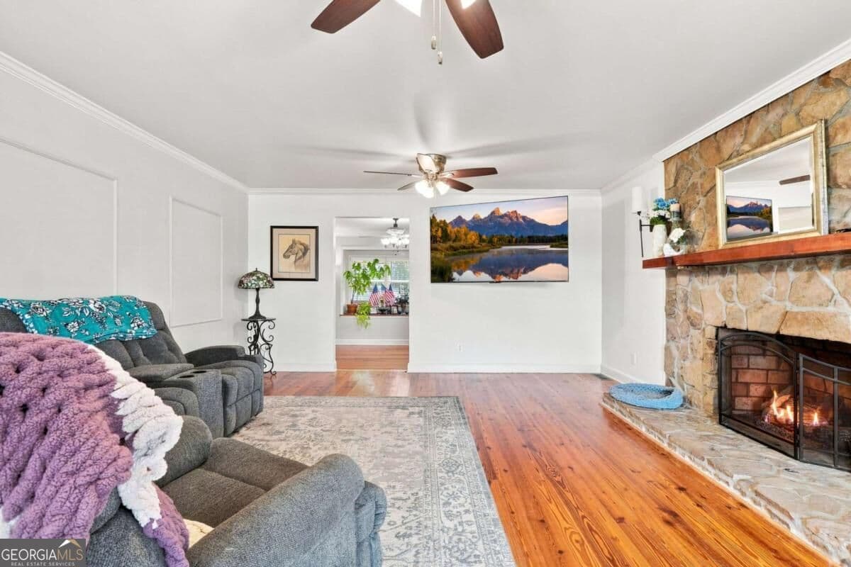 3 bedroom, 2.5 bathroom, 2,464 sq ft single family residence for sale at 3099 Hornage Road, Ball Ground, GA 30107 — photo 5