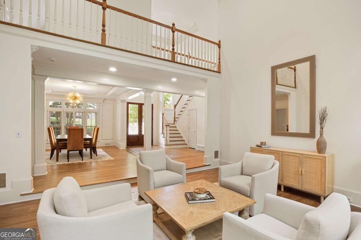 5 bedroom, 5.5 bathroom, 8,055 sq ft single family residence for sale at 8370 Sentinae Chase Drive, Roswell, GA 30076 — photo 5