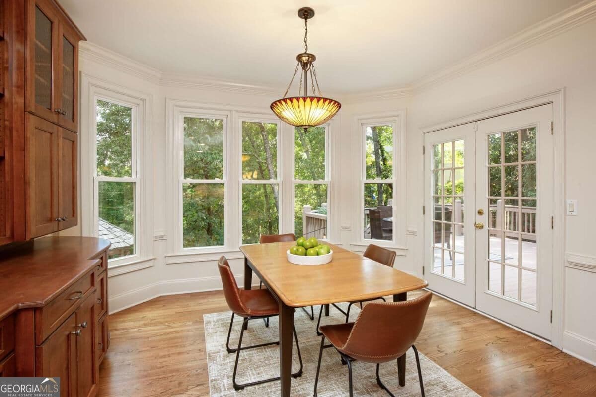 5 bedroom, 5.5 bathroom, 8,055 sq ft single family residence for sale at 8370 Sentinae Chase Drive, Roswell, GA 30076 — photo 9