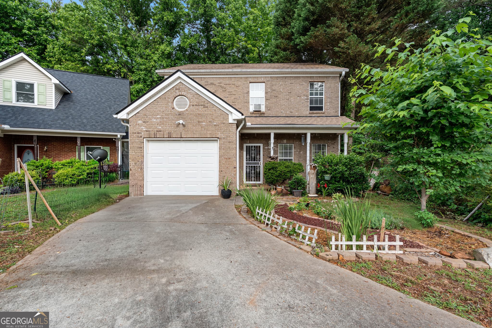 3 bedroom, 3 bathroom, 1,714 sq ft single family residence for sale at 635 Shadowmoore Drive, Riverdale, GA 30274 — photo 3