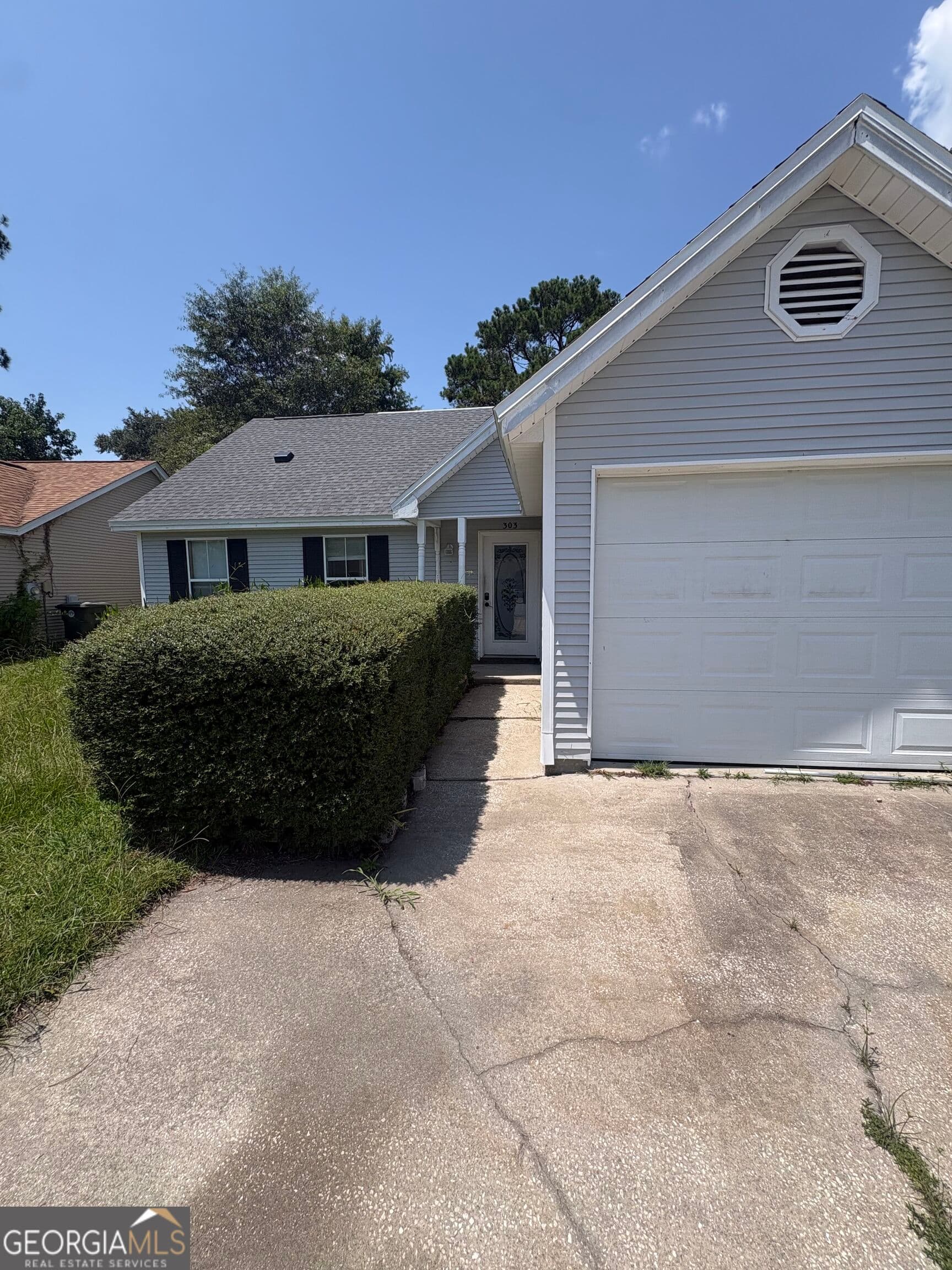 4 bedroom, 2 bathroom, 1,566 sq ft single family residence for rent at 303 Holly Court, Kingsland, GA 31548 for $2,100 a month