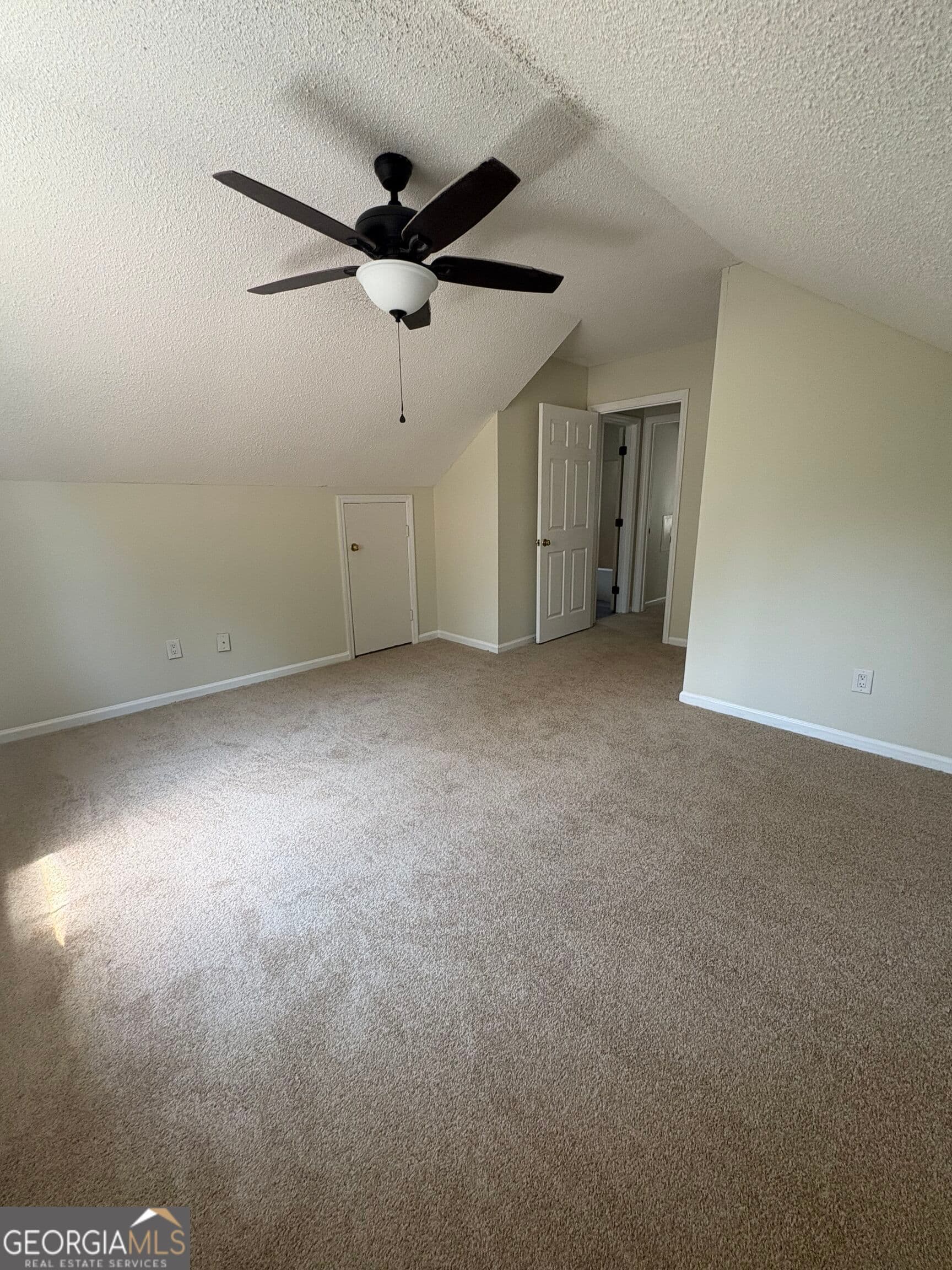 4 bedroom, 2 bathroom, 1,566 sq ft single family residence for rent at 303 Holly Court, Kingsland, GA 31548 for $2,100 a month — photo 10