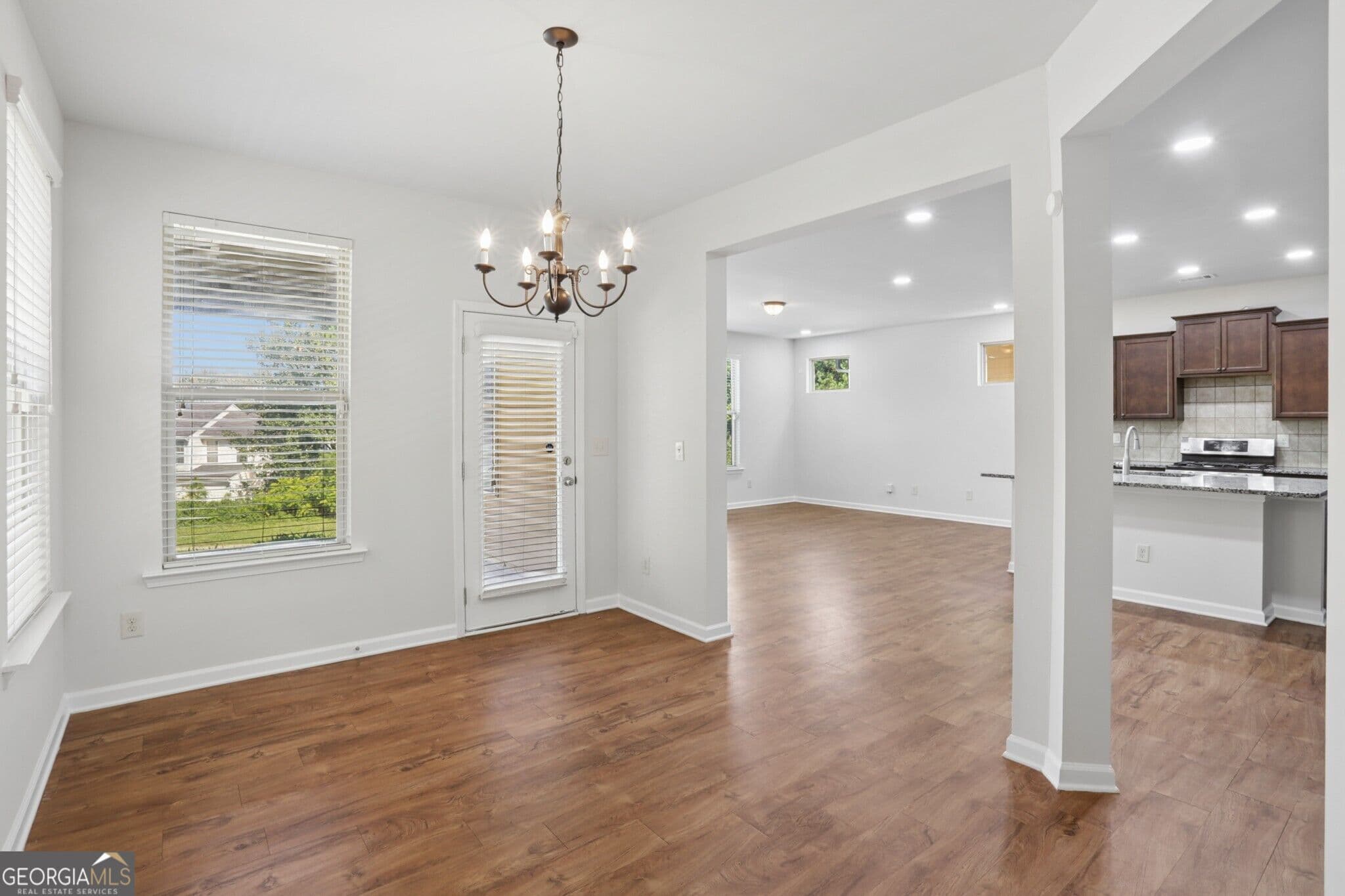 4 bedroom, 2.5 bathroom, 2,368 sq ft single family residence for sale at 3131 Wildberry Run Lane, Snellville, GA 30078 — photo 5