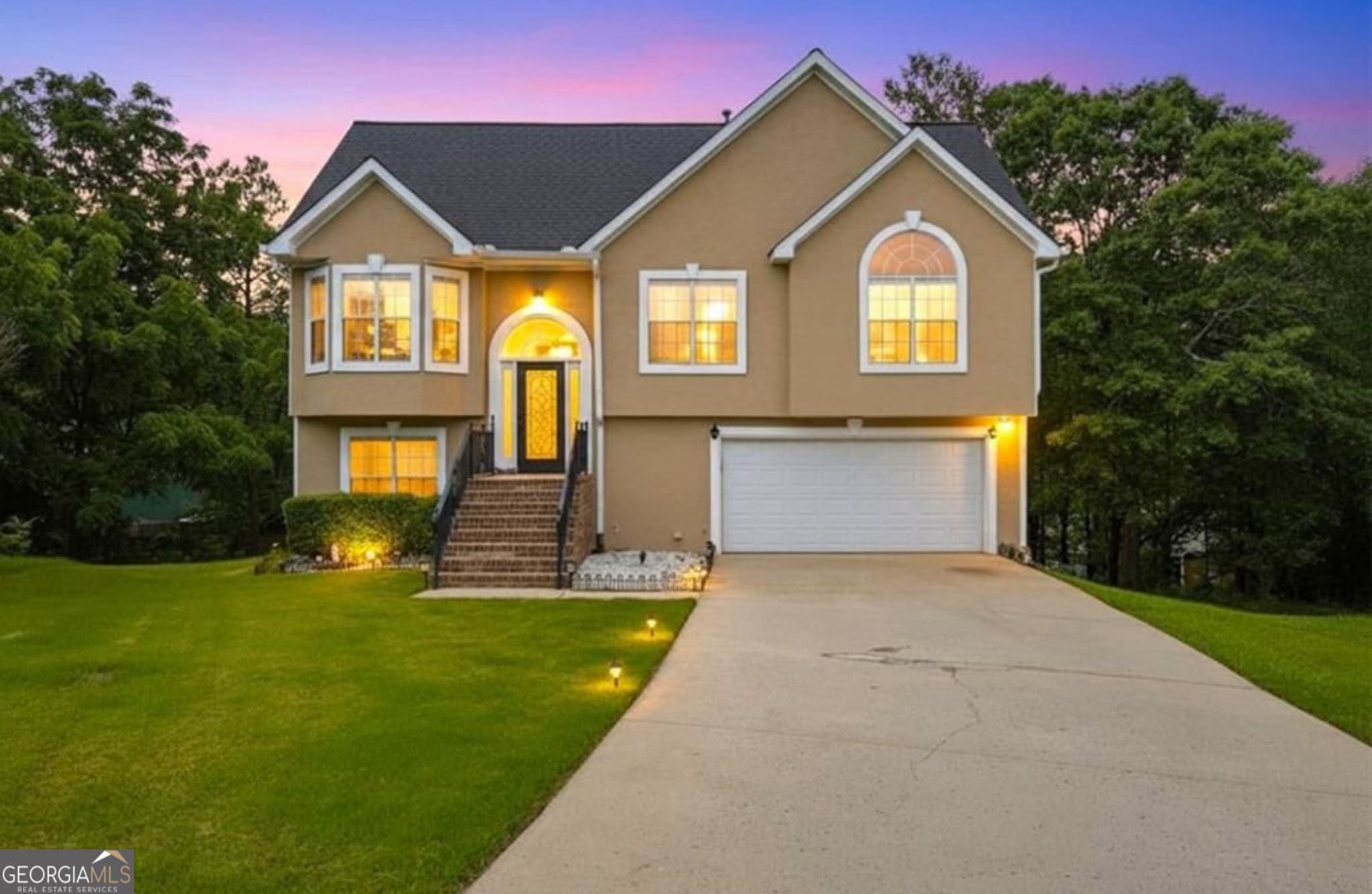 5 bedroom, 3 bathroom, 2,580 sq ft single family residence sold at 7475 Danielle Court, Jonesboro, GA 30236