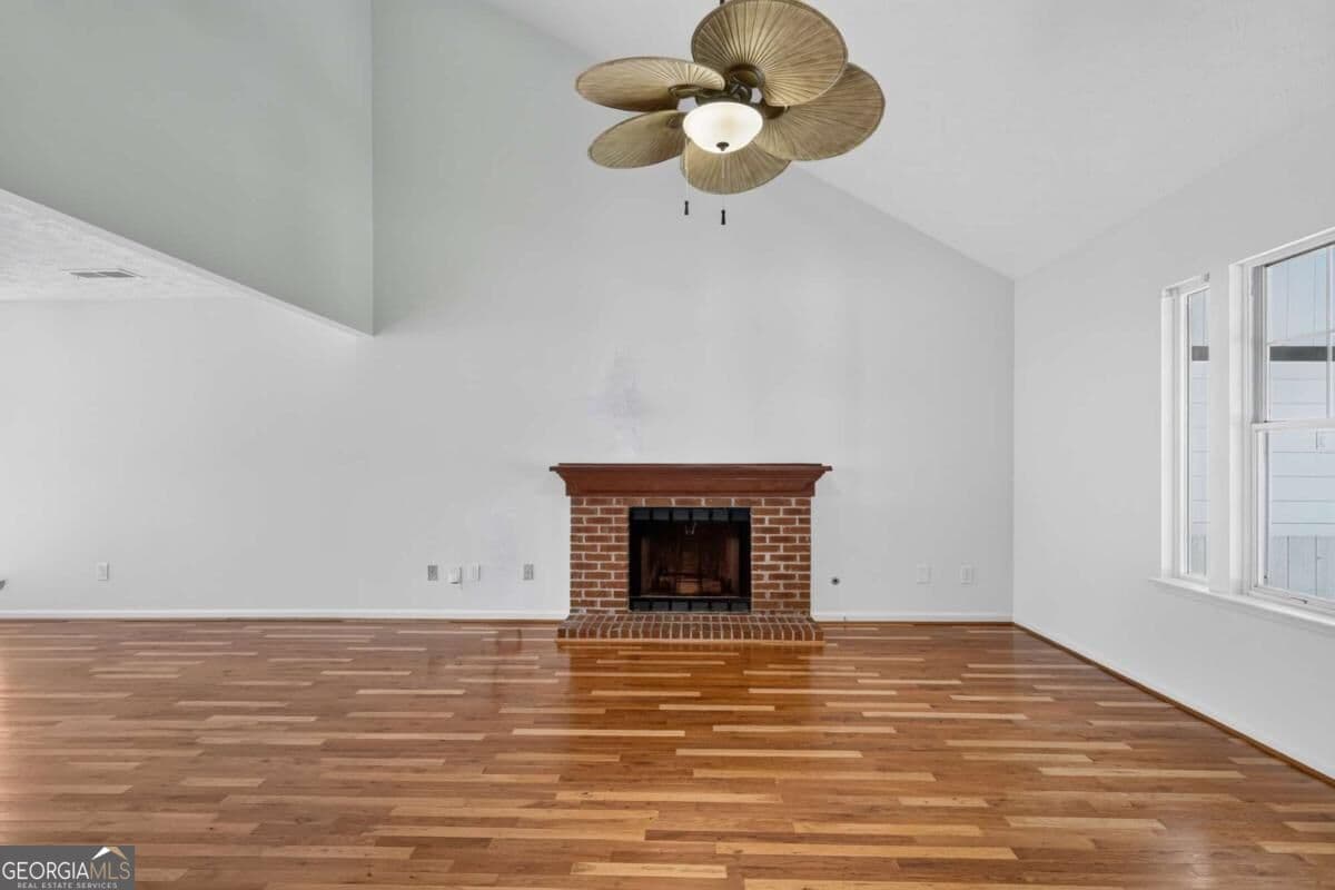 3 bedroom, 2.5 bathroom, 1,597 sq ft single family residence for sale at 1021 Heatherwood Court, Norcross, GA 30093 — photo 10