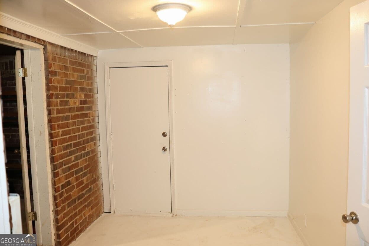 3 bedroom, 1.5 bathroom, 1,134 sq ft single family residence for sale at 884 Pine Roc Drive, Stone Mountain, GA 30083 — photo 9
