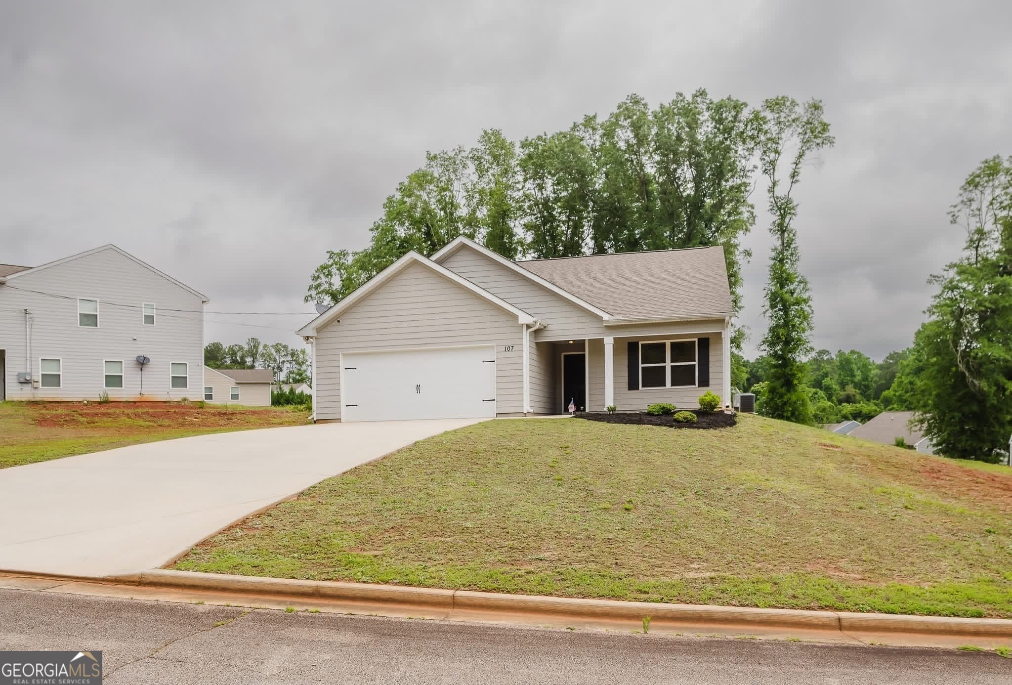3 bedroom, 2 bathroom, 1,561 sq ft single family residence sold at 107 Hammerhead Lane, Thomaston, GA 30286