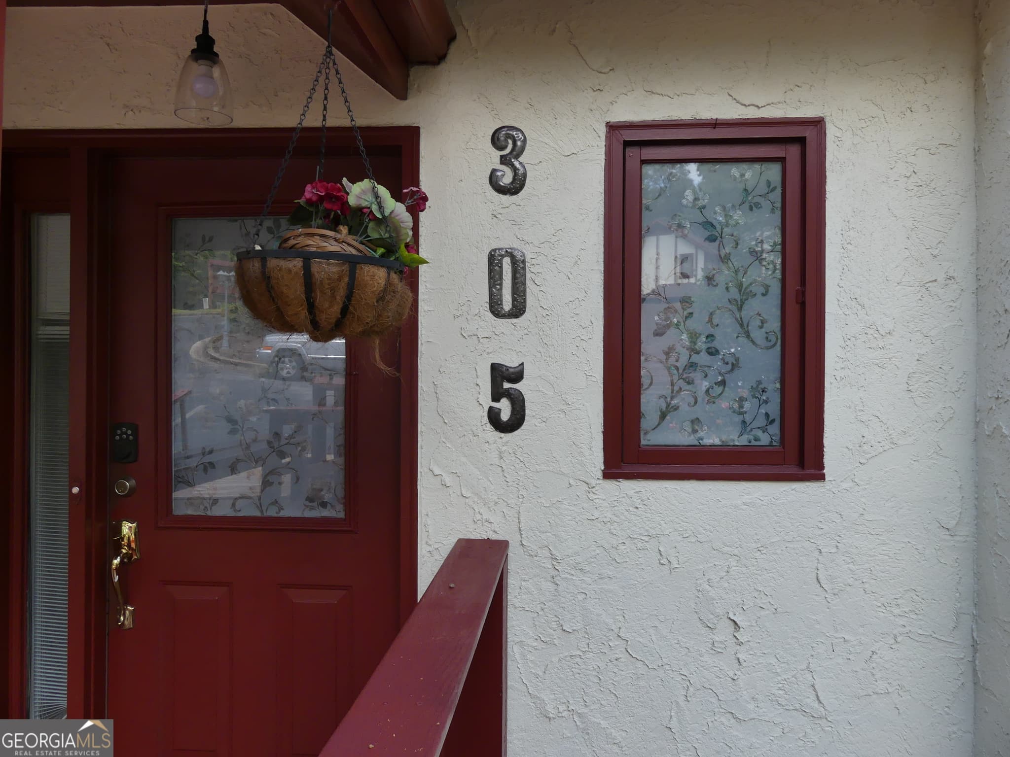 3 bedroom, 3.5 bathroom, 2,060 sq ft condominium for sale at 327 Brucken Strasse # 305, Helen, GA 30545 — photo 5