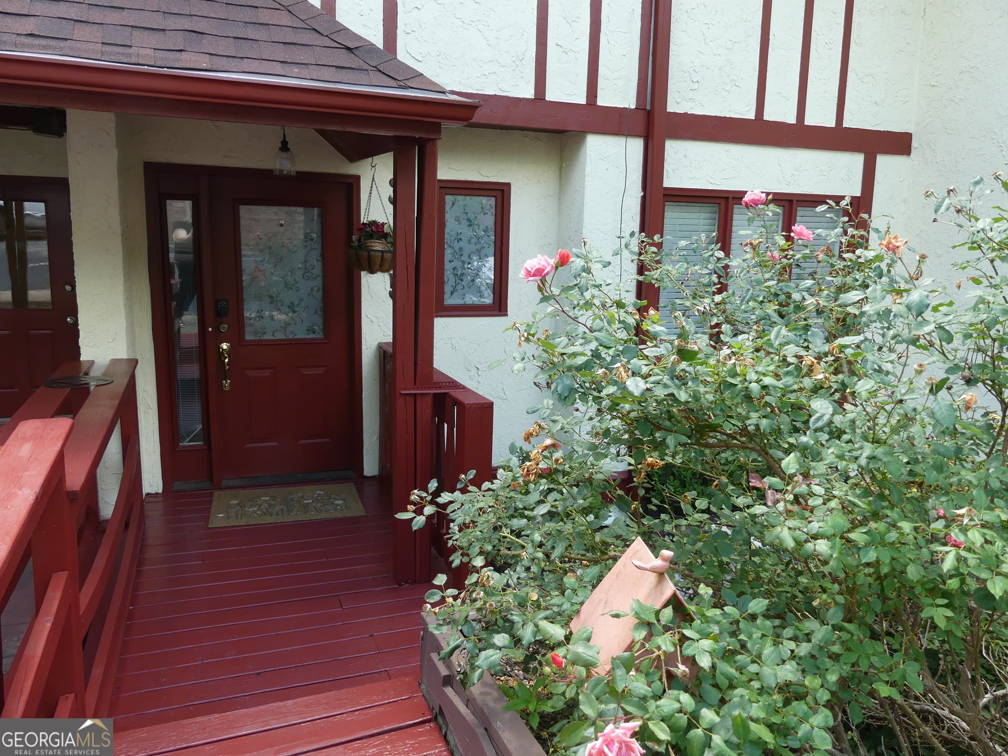 3 bedroom, 3.5 bathroom, 2,060 sq ft condominium for sale at 327 Brucken Strasse # 305, Helen, GA 30545 — photo 4