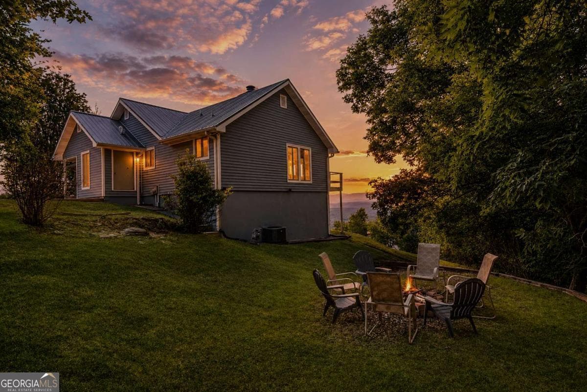 4 bedroom, 4 bathroom, 3,111 sq ft single family residence for sale at 1361 Talona Mountain Road, Ellijay, GA 30536 — photo 8