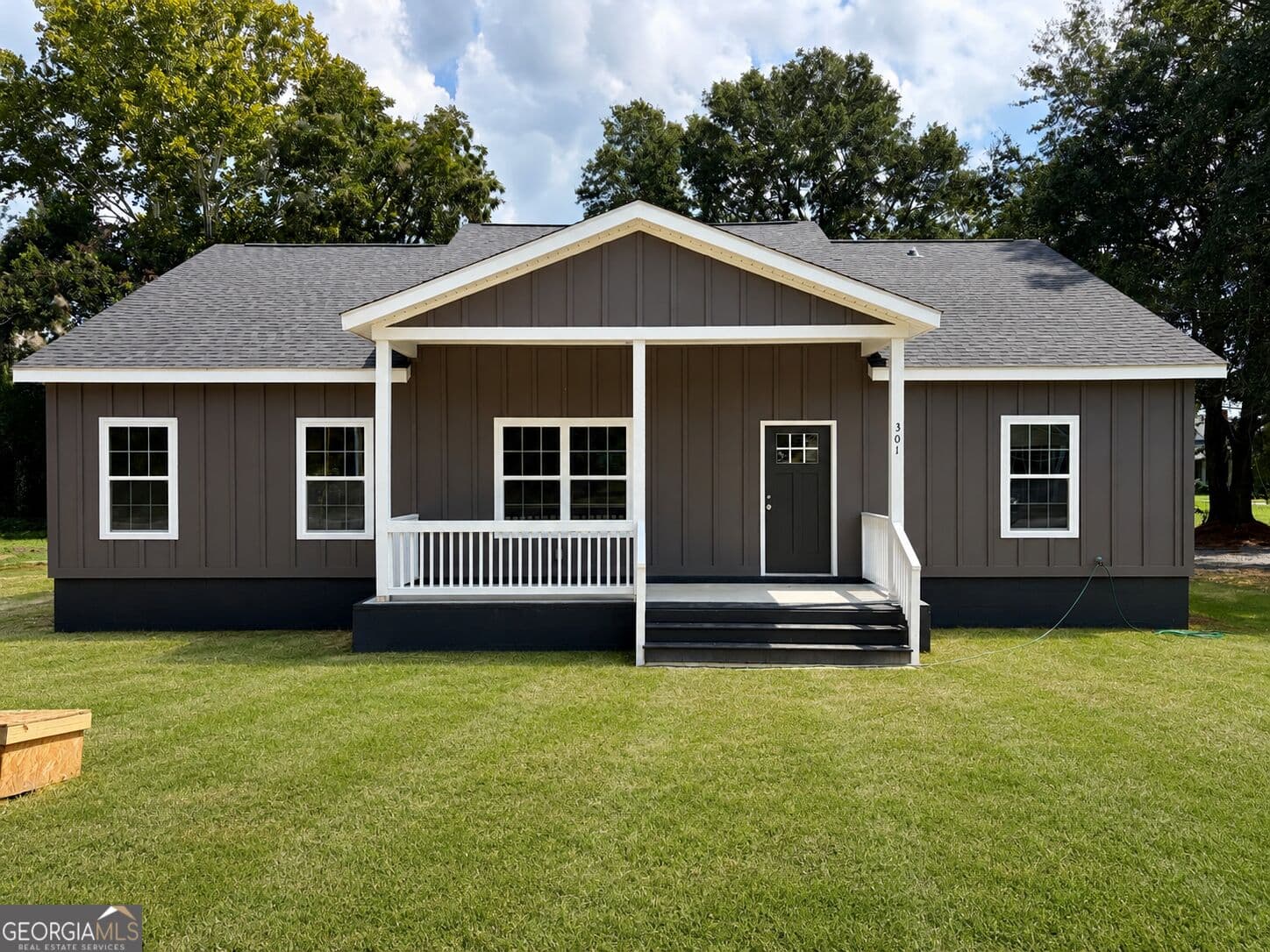 3 bedroom, 2 bathroom, 1,788 sq ft single family residence for sale at 301 S Hull Street, Sylvania, GA 30467