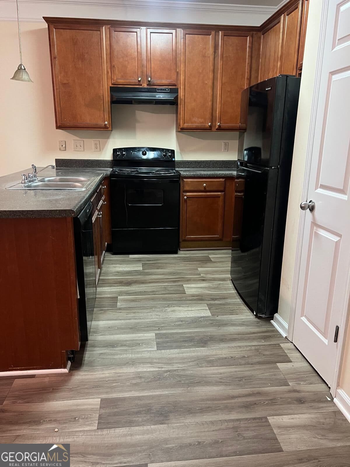 2 bedroom, 2.5 bathroom, 1,706 sq ft single family residence for rent at 5080 Lower Elm Street, South Fulton, GA 30349 for $1,700 a month — photo 5