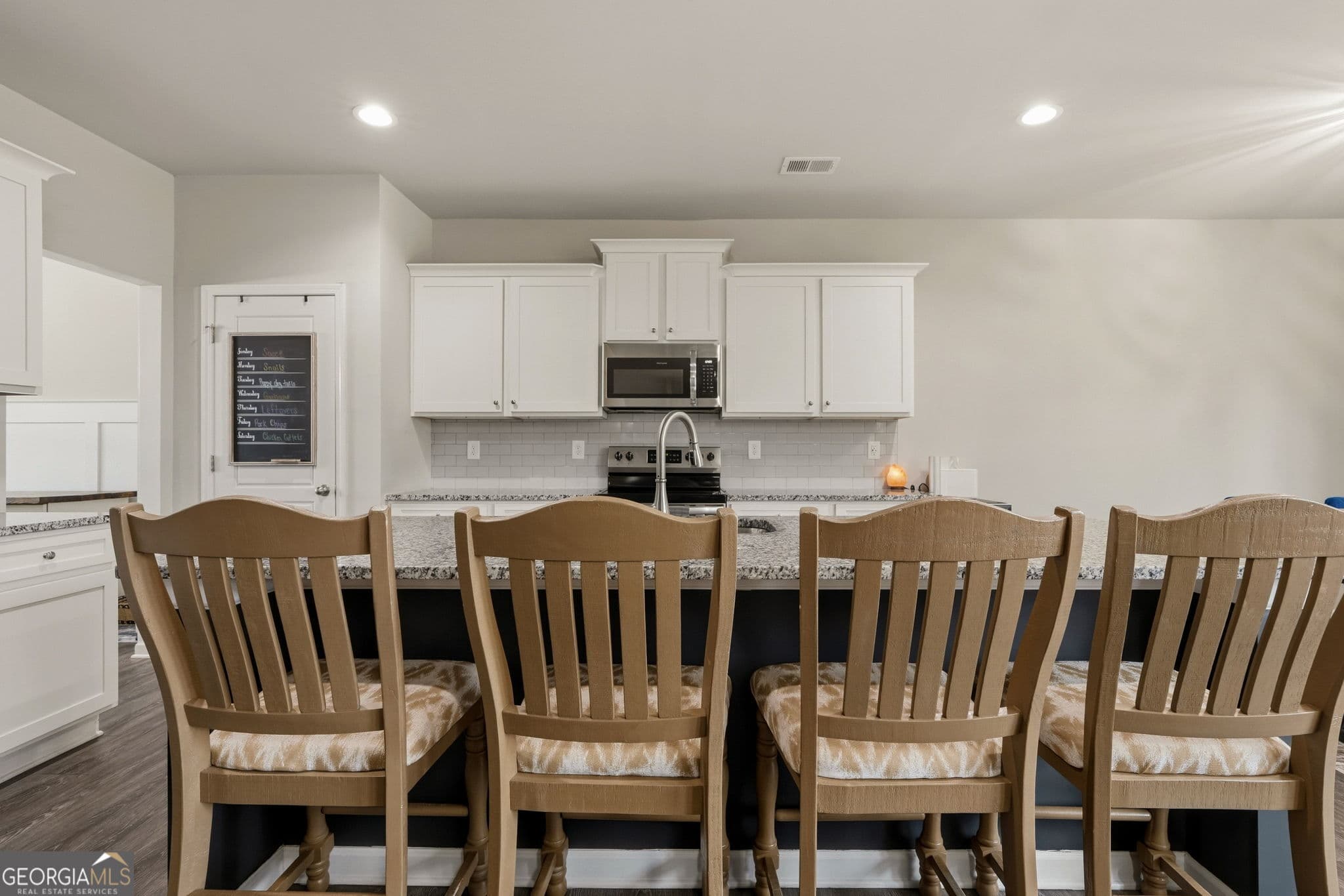 4 bedroom, 3 bathroom, 2,544 sq ft single family residence for sale at 215 Sanders Road, Macon, GA 31210 — photo 8