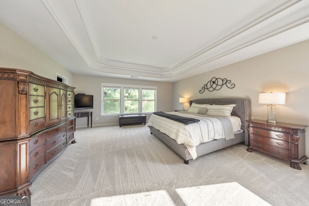 5 bedroom, 5 bathroom single family residence for sale at 3755 Guildhall Trail, Marietta, GA 30066 — photo 4