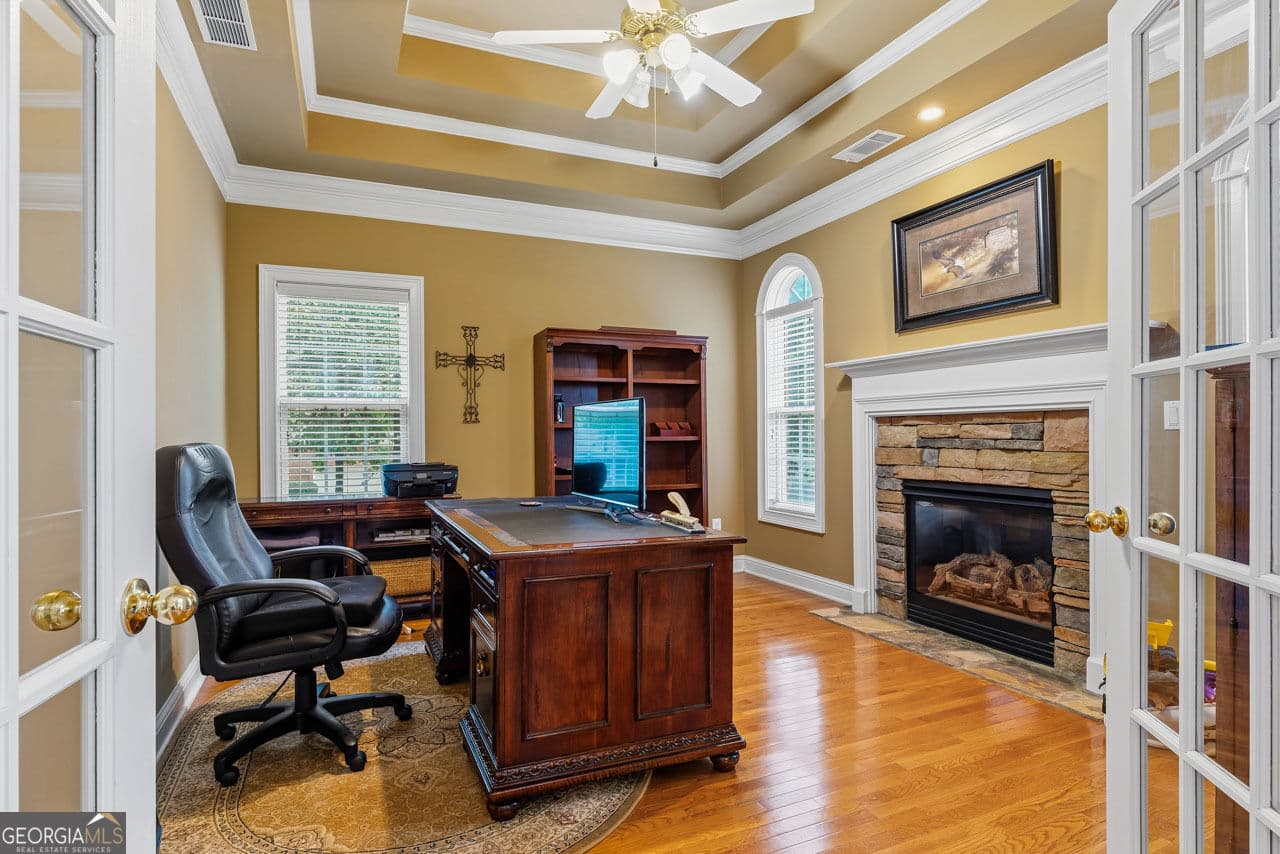 3 bedroom, 2.5 bathroom, 3,435 sq ft single family residence for sale at 1114 Charleston Ridge, Mcdonough, GA 30252 — photo 6
