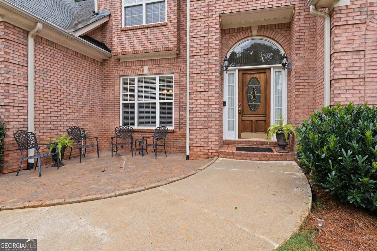 3 bedroom, 2.5 bathroom, 3,435 sq ft single family residence for sale at 1114 Charleston Ridge, Mcdonough, GA 30252 — photo 4