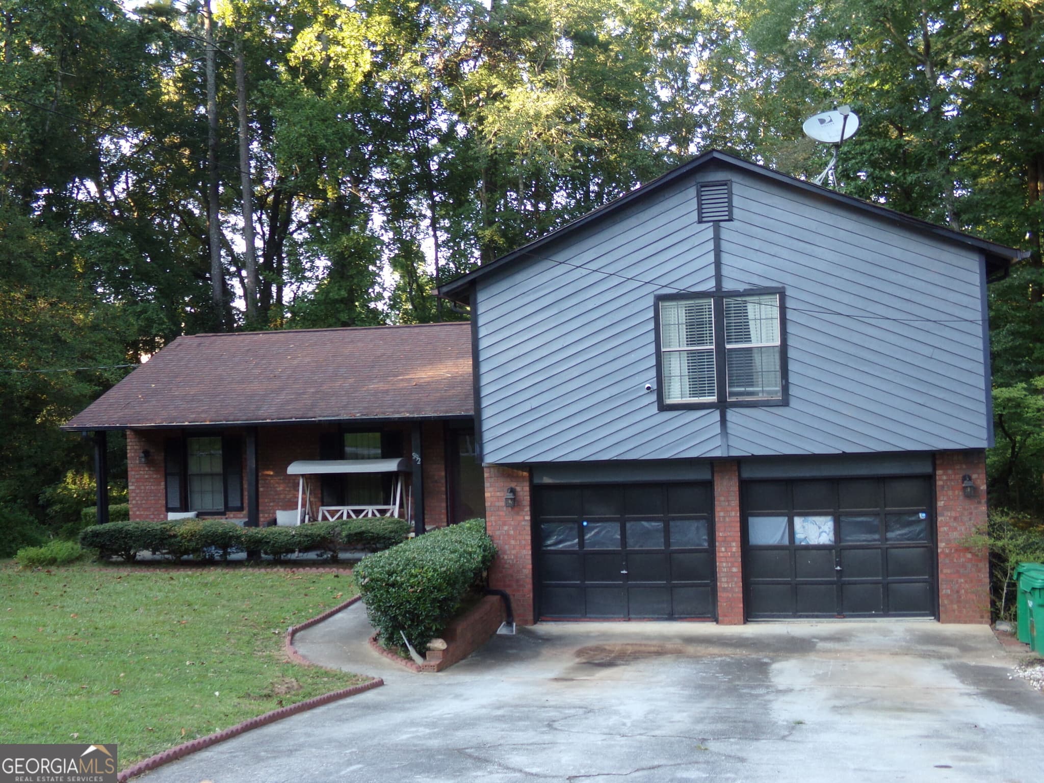4 bedroom, 2 bathroom, 3,489 sq ft single family residence for sale at 5792 Windermere Court, Lithonia, GA 30038 — photo 2