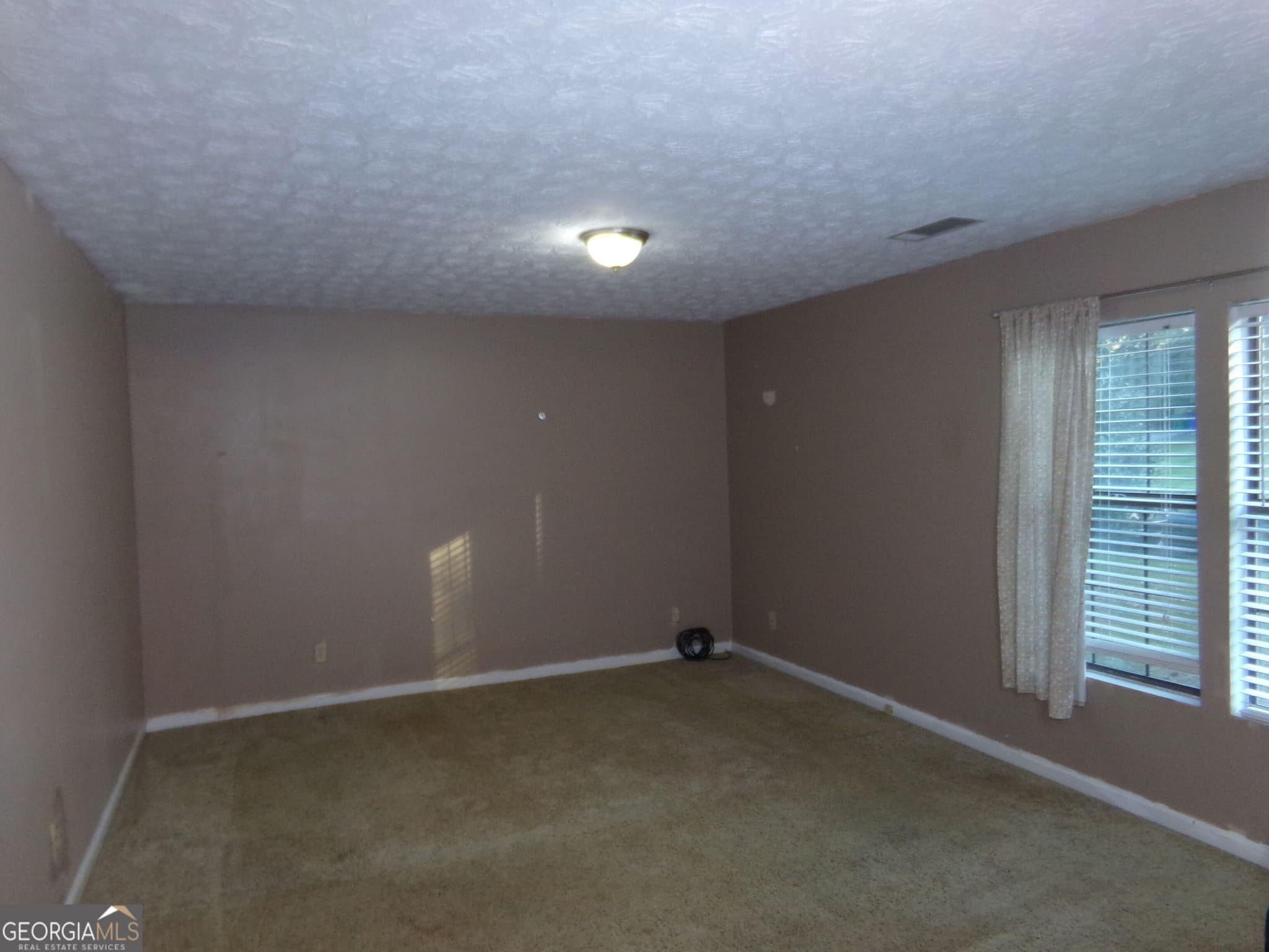 4 bedroom, 2 bathroom, 3,489 sq ft single family residence for sale at 5792 Windermere Court, Lithonia, GA 30038 — photo 8