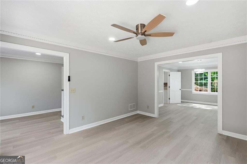 7 bedroom, 4 bathroom, 3,897 sq ft single family residence for sale at 24 Planters Drive, Lilburn, GA 30047 — photo 9