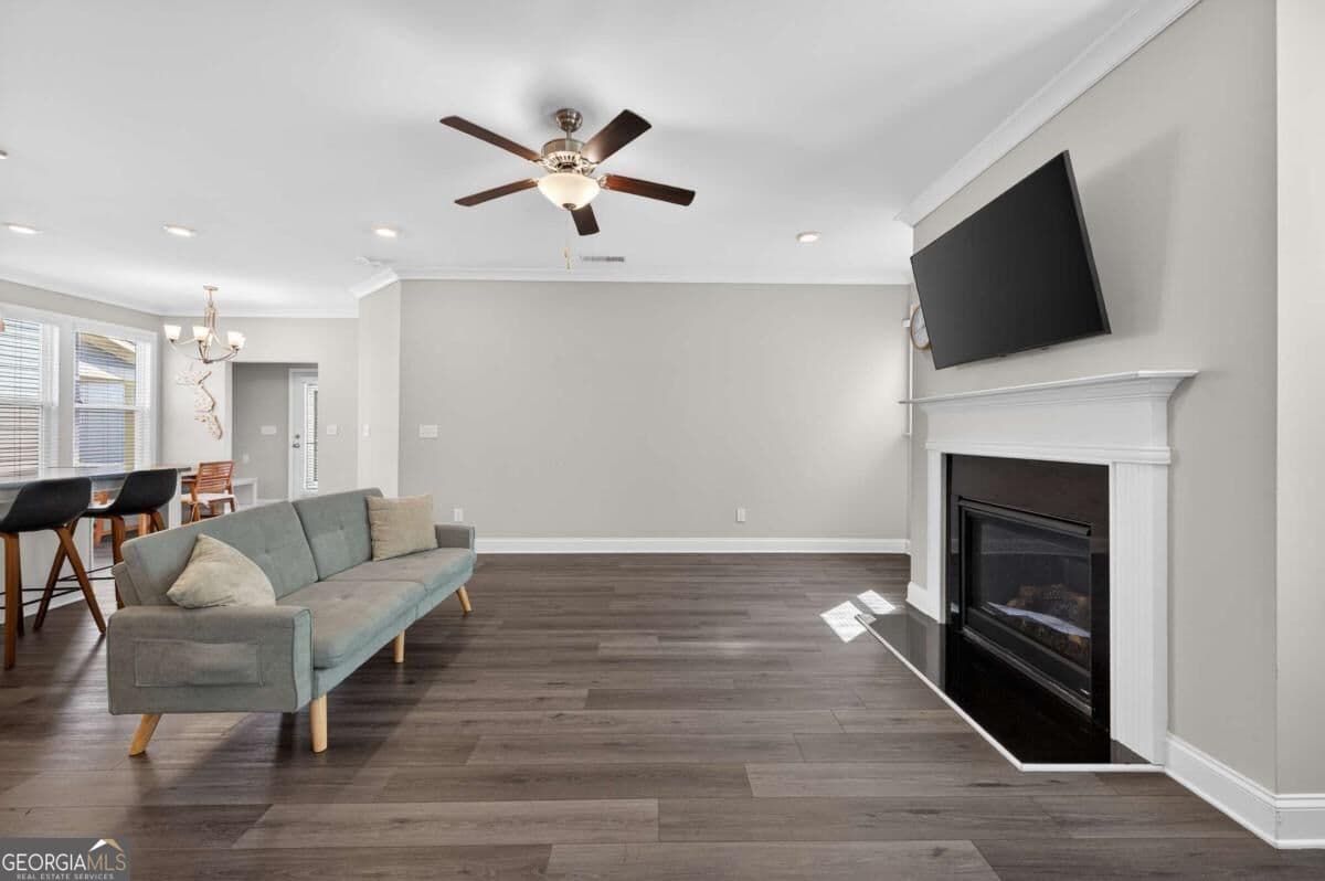 4 bedroom, 3 bathroom, 2,448 sq ft single family residence for sale at 1020 River Park Drive, Johns Creek, GA 30097 — photo 6