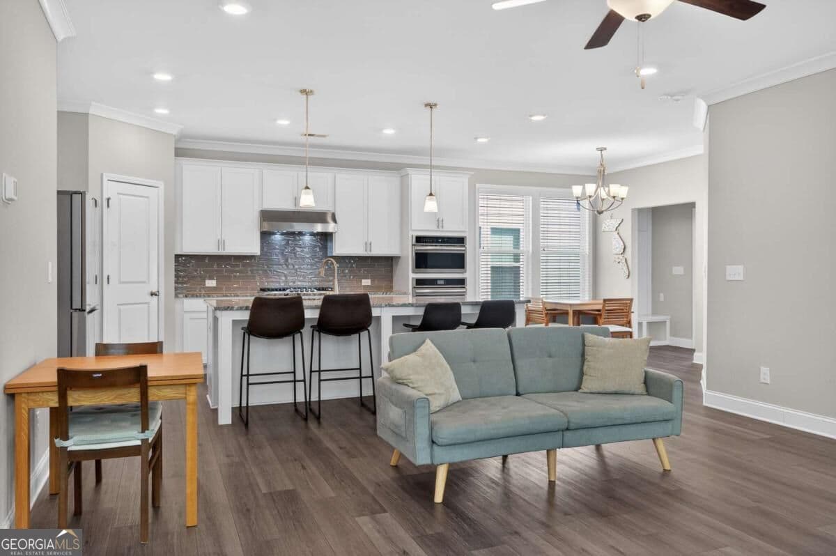 4 bedroom, 3 bathroom, 2,448 sq ft single family residence for sale at 1020 River Park Drive, Johns Creek, GA 30097 — photo 8
