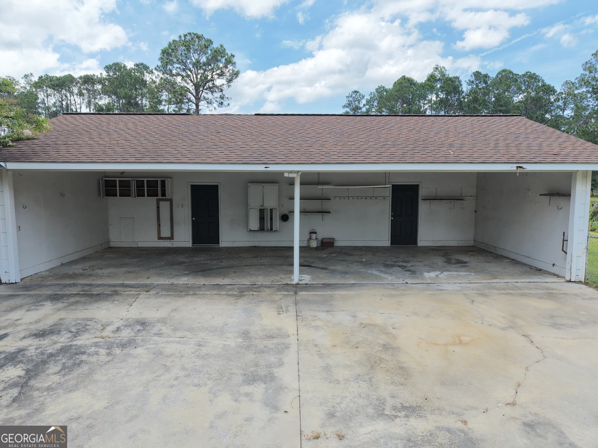 4 bedroom, 4 bathroom, 2,644 sq ft single family residence for sale at 338 Lakeview Drive, Baxley, GA 31513 — photo 9