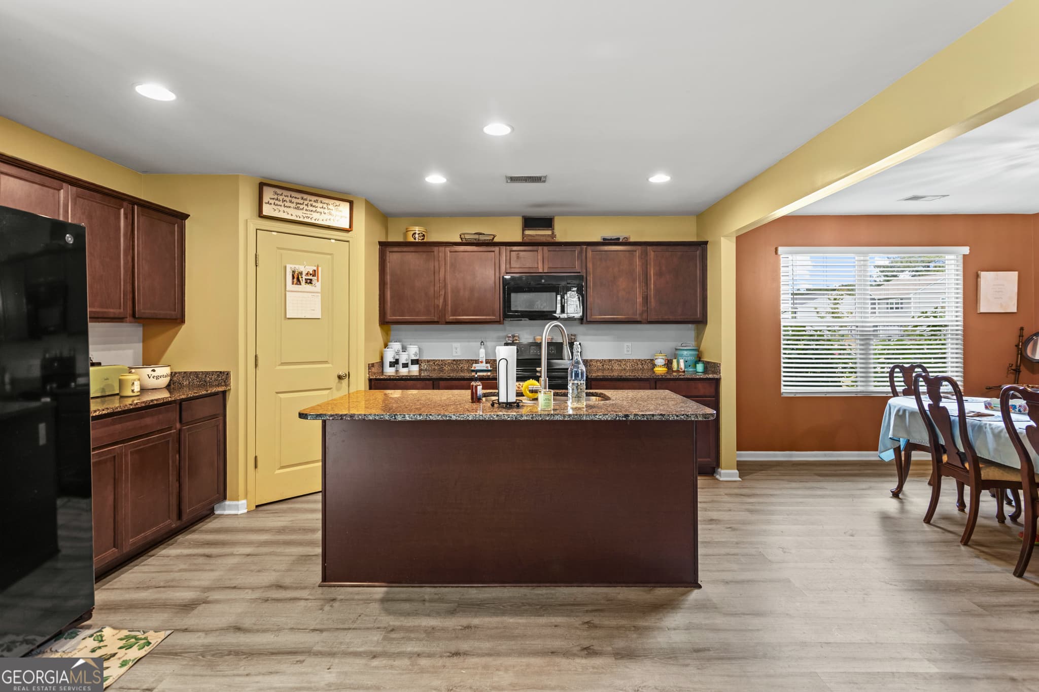 4 bedroom, 2.5 bathroom, 2,831 sq ft single family residence for sale at 31 Blackberry Circle, Guyton, GA 31312 — photo 4