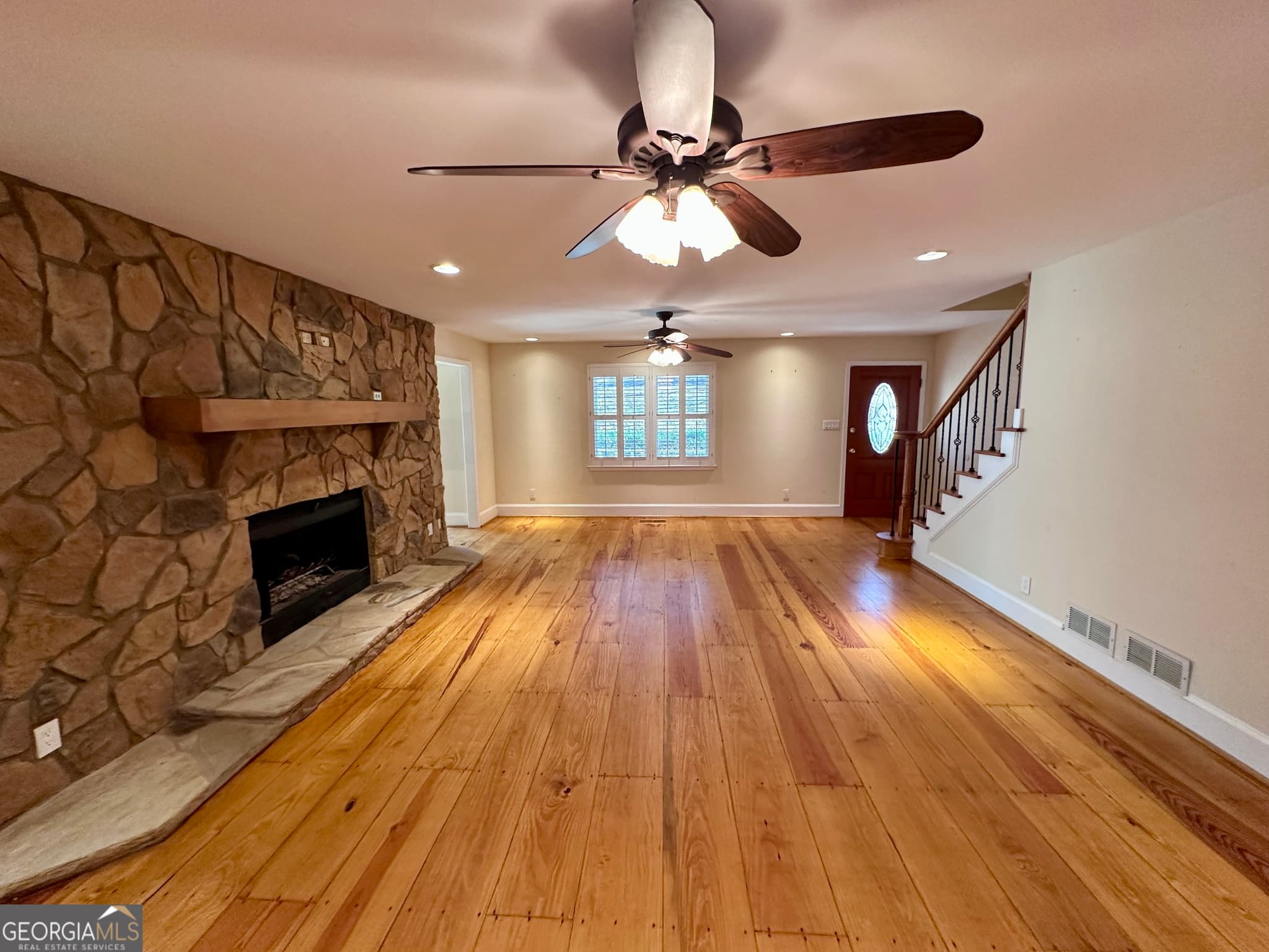 4 bedroom, 3.5 bathroom, 3,823 sq ft single family residence for sale at 8518 Downs Road, Winston, GA 30187 — photo 3