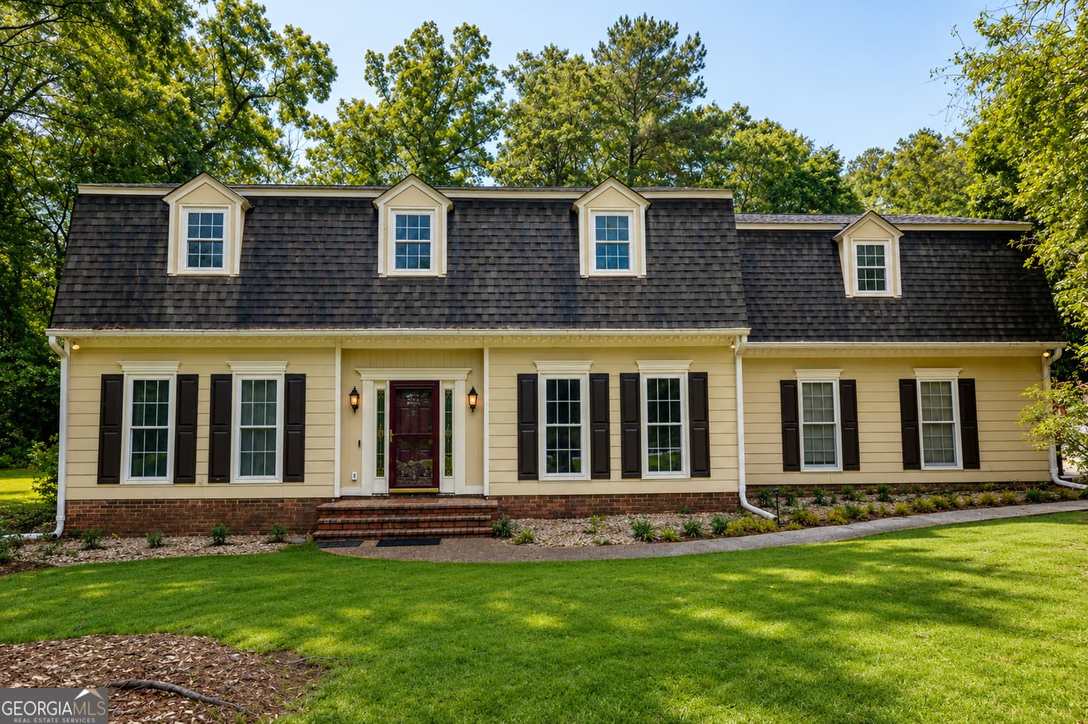 5 bedroom, 3.5 bathroom, 3,619 sq ft single family residence sold at 7014 Standing Boy Road, Columbus, GA 31904