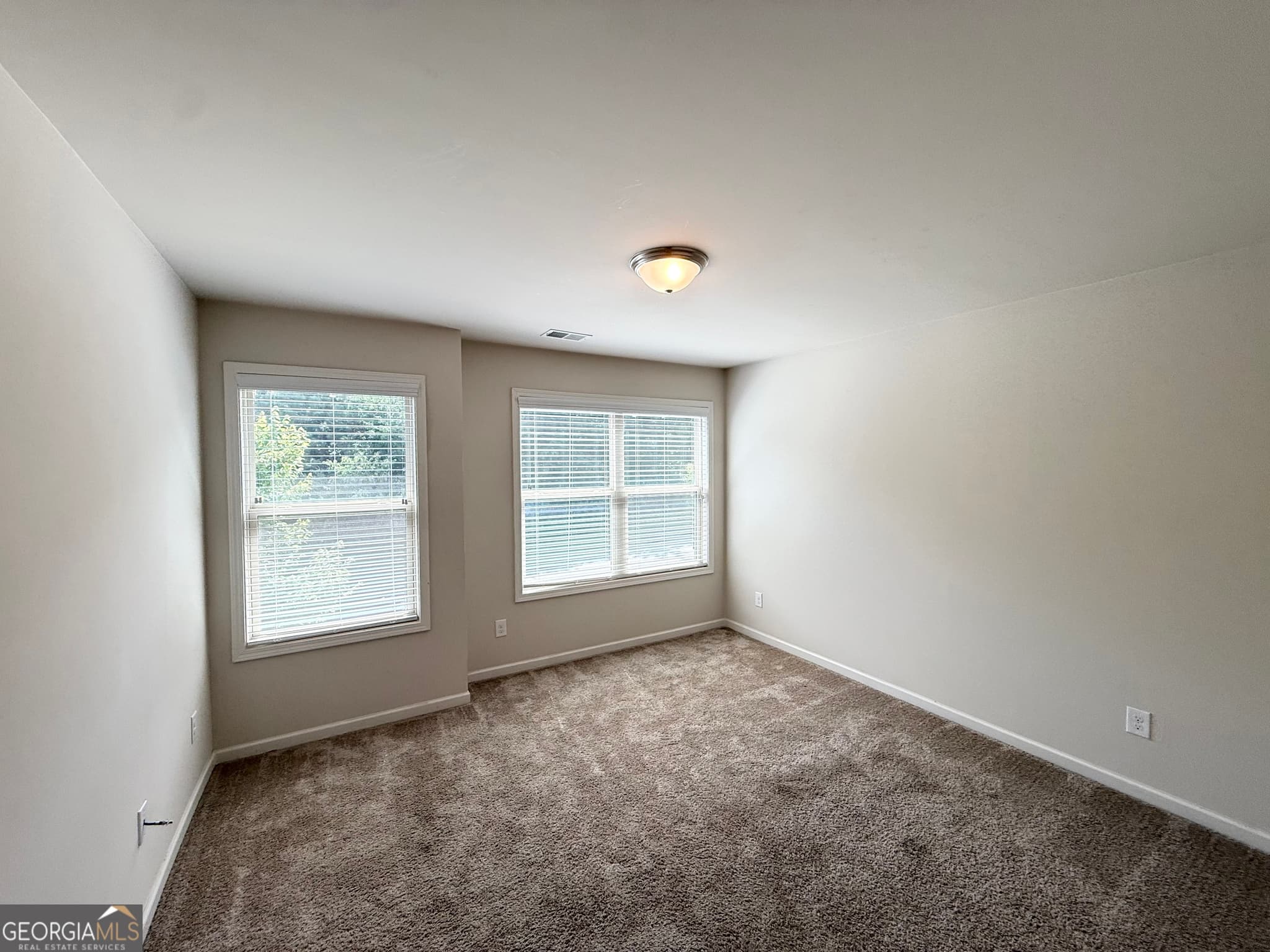 4 bedroom, 2.5 bathroom, 2,352 sq ft single family residence for sale at 255 Dublin Way, Dallas, GA 30132 — photo 8