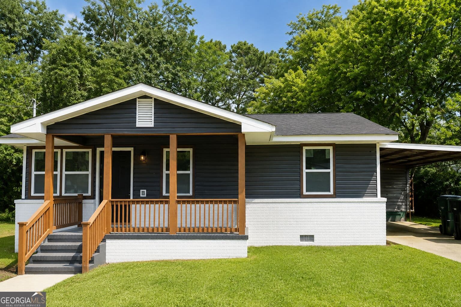 4 bedroom, 2 bathroom, 1,610 sq ft single family residence for sale at 107 Benjamin Street, Fort Valley, GA 31030